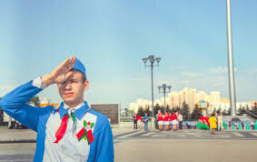 Minsk 1 maggio 2017. Alla cerimonia di iniziazione dei pionieri